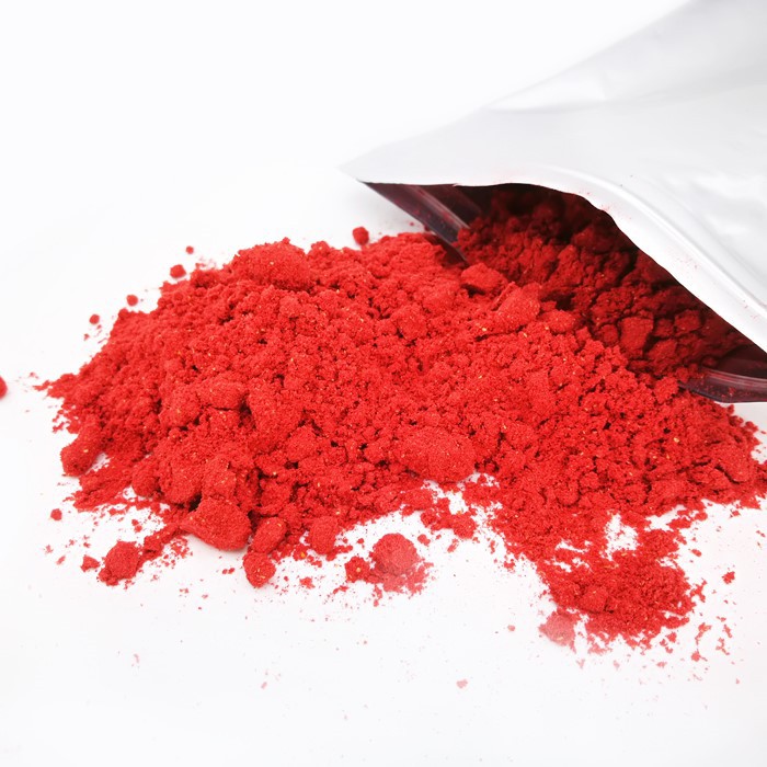 dried strawberry powder 6